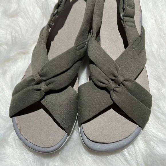 Cloudsteppers by Clarks Arla Belle Sandal  Size 6W.  B82 - Picture 7 of 10